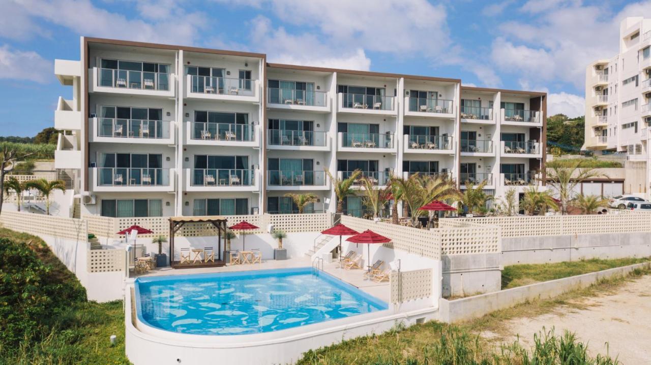 Hideout Okinawa Uruma Exterior foto